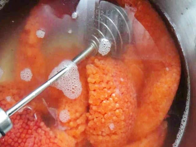 Як смачно посолити ікру горбуші в домашніх умовах — 6 швидких рецептів