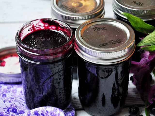 Варення з чорниці – 8 простих рецептів на зиму