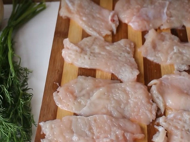 Куряче філе в клярі: як приготувати філе курки на сковороді