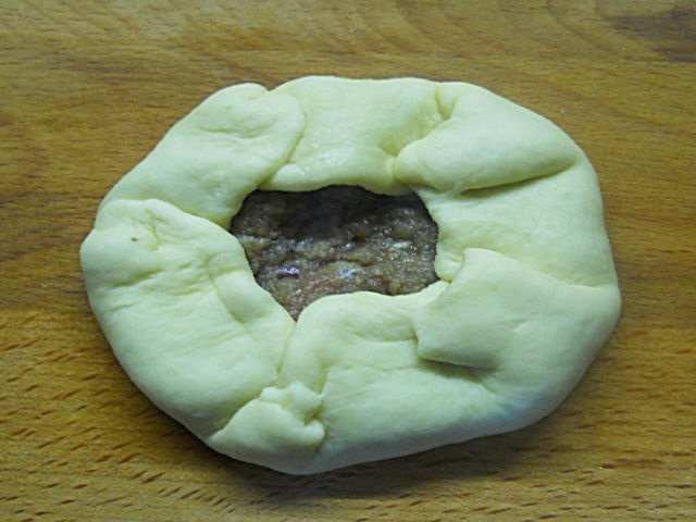 Як приготувати біляші з мясом в духовці. 6 смачних домашніх рецептів