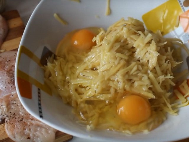 Куряче філе в клярі: як приготувати філе курки на сковороді