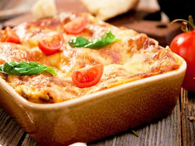 Картопля по-французьки з куркою — рецепт в духовці