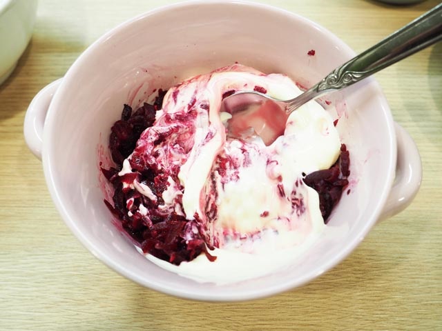 Салат Оселедець під шубою — 11 класичних рецептів з описом послідовності шарів