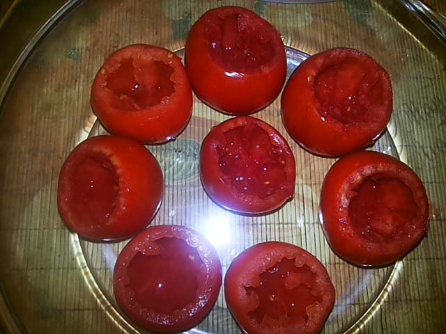 Помідори фаршировані – 6 простих і смачних рецептів з фото