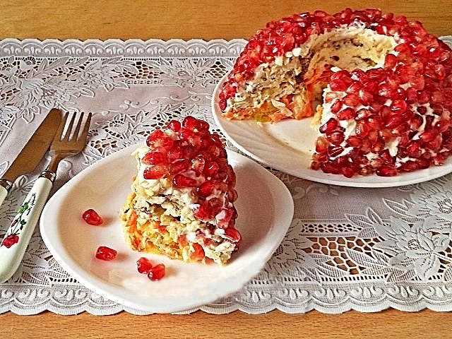 Салат Гранатовий браслет — дуже смачні класичні рецепти