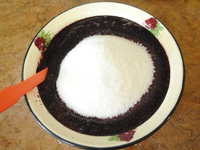 Варення з чорниці – 8 простих рецептів на зиму