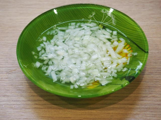 Салат Оселедець під шубою — 11 класичних рецептів з описом послідовності шарів