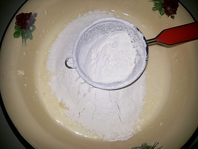 Грушевий пиріг – 4 простих і смачних домашніх рецепта