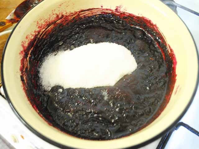 Варення з чорниці – 8 простих рецептів на зиму