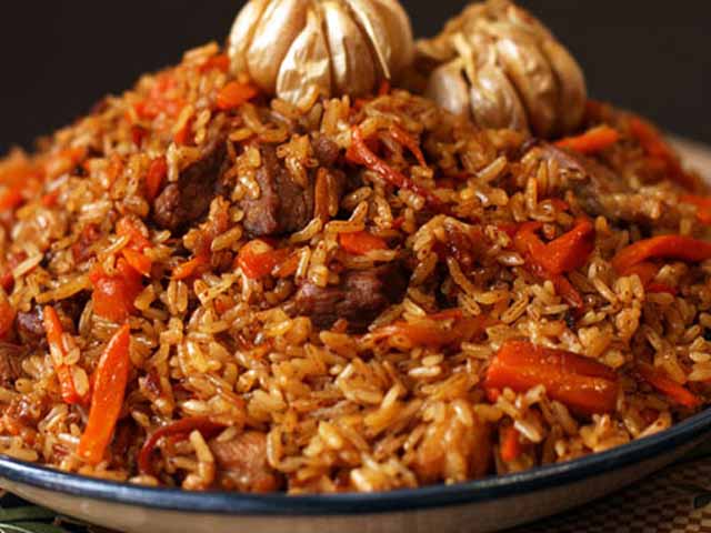 Як приготувати плов – 6 смачних рецептів справжнього узбецького плову