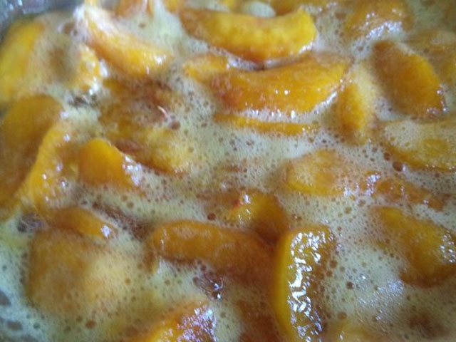 Варення з персиків — прості рецепти заготівлі на зиму