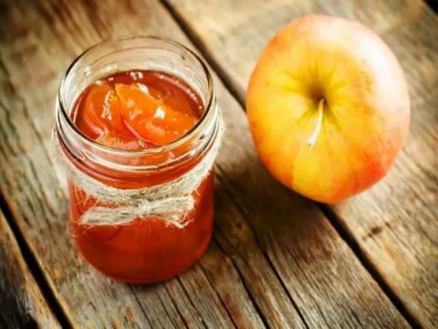 Прозоре варення з яблук часточками — 8 швидких рецептів на зиму