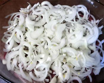 М’ясо по-французьки з картоплею в духовці рецепт з фото