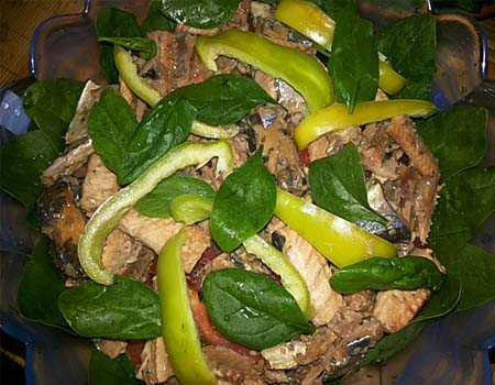 Що приготувати з свіжого шпинату. 3 простих і смачних страви для швидкого обіду