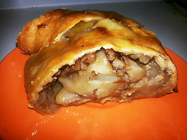 Грушевий пиріг – 4 простих і смачних домашніх рецепта