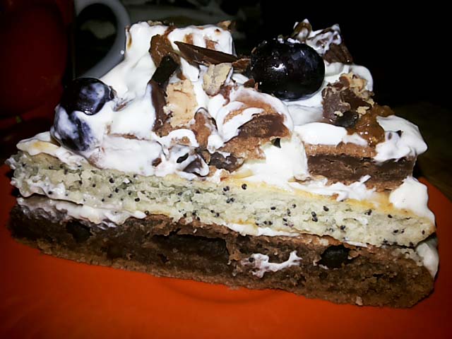 Прості торти в домашніх умовах: рецепти торта зі сметанним кремом з фото покроково