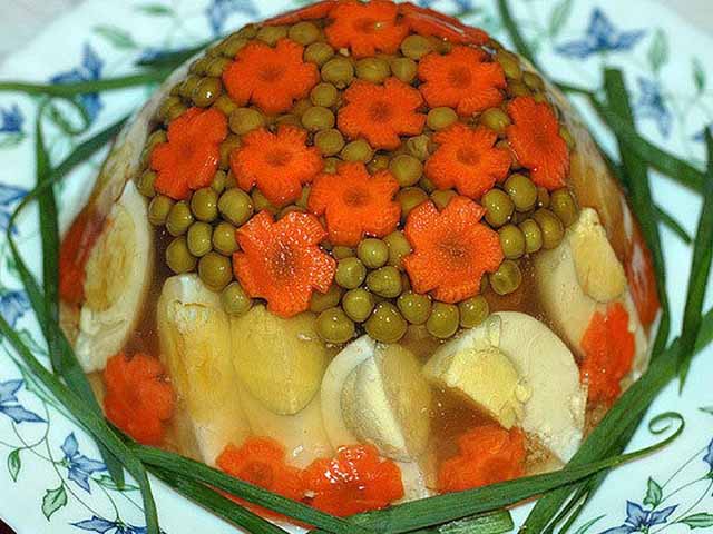 Заливне з курки з желатином – 9 рецептів з фото покроково