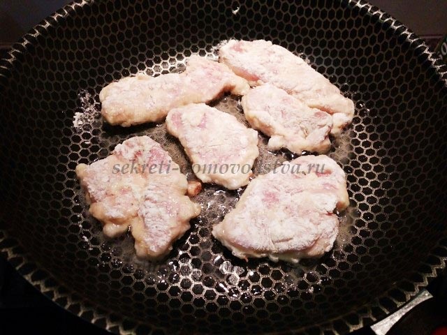 Куряче філе в клярі: як приготувати філе курки на сковороді