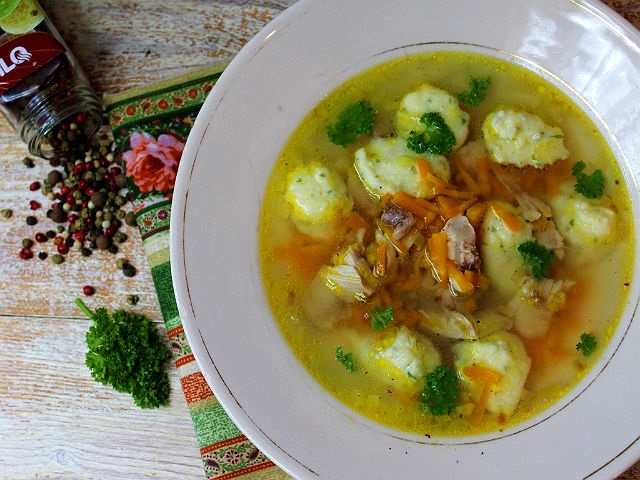 Суп з галушками — 7 покрокових рецептів приготування супу