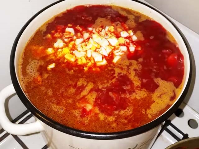 Борщ класичний — 8 рецептів приготування холодного і гарячого супу