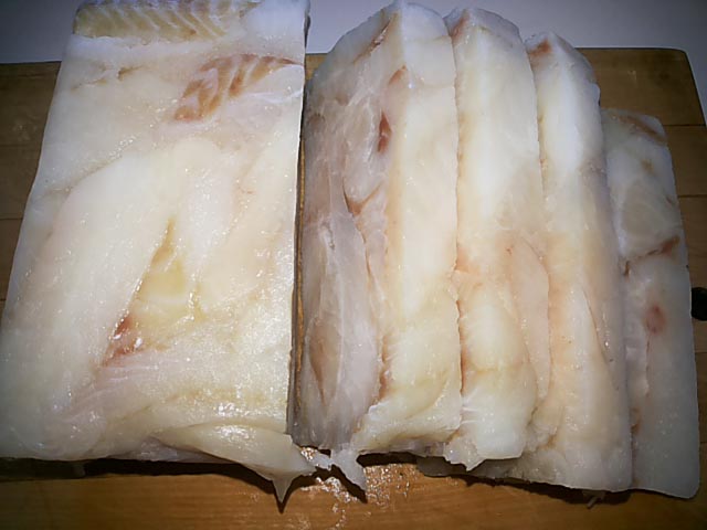 Риба запечена в духовці з овочами і сиром – рецепт з фото