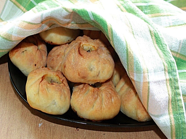 Як приготувати біляші з мясом в духовці. 6 смачних домашніх рецептів