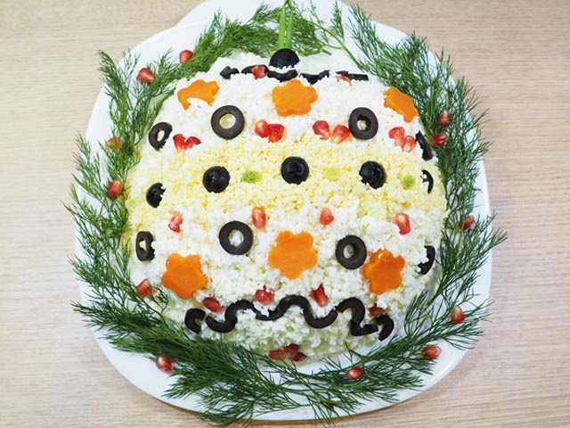 Салат на Новий рік 2020, який зметуть зі столу самим першим