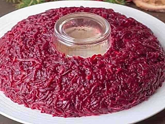 Салат Гранатовий браслет — дуже смачні класичні рецепти