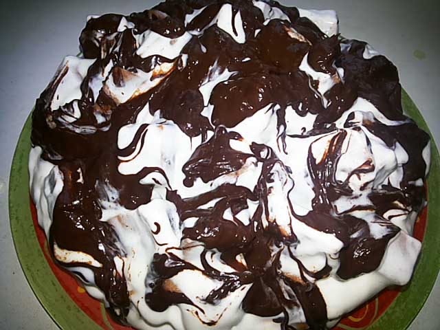 Прості торти в домашніх умовах: рецепти торта зі сметанним кремом з фото покроково