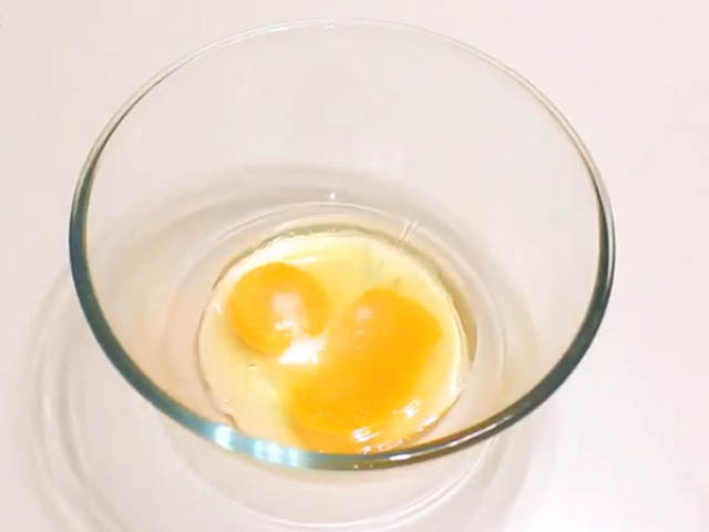 Млинці на воді — 9 смачних покрокових рецептів