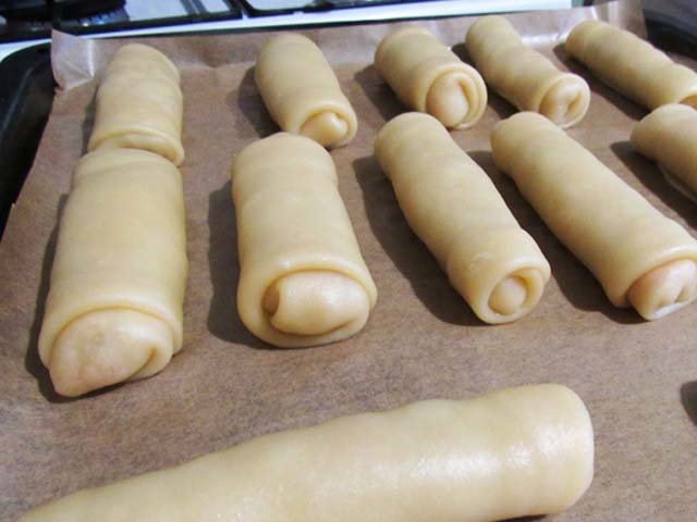 Пиріжки з капустою в духовці — 6 рецептів з смачного тіста