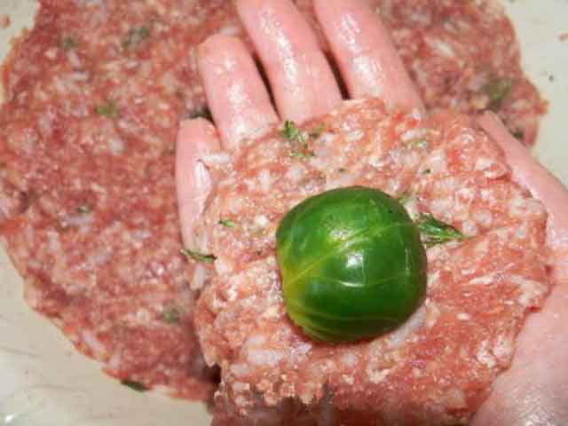 Тефтелі з підливою – 8 кращих кулінарних рецептів