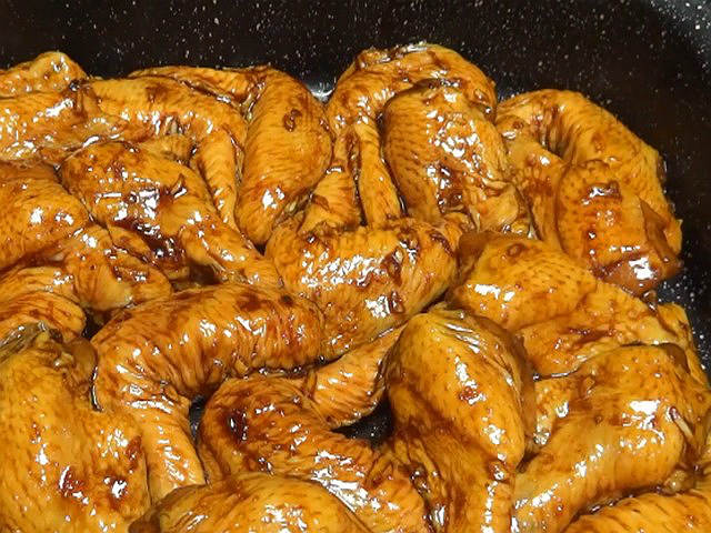 Курячі крильця — 7 рецептів приготування в духовці