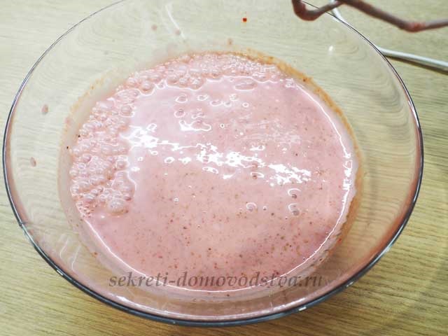 Полуничне морозиво — рецепт приготування в домашніх умовах