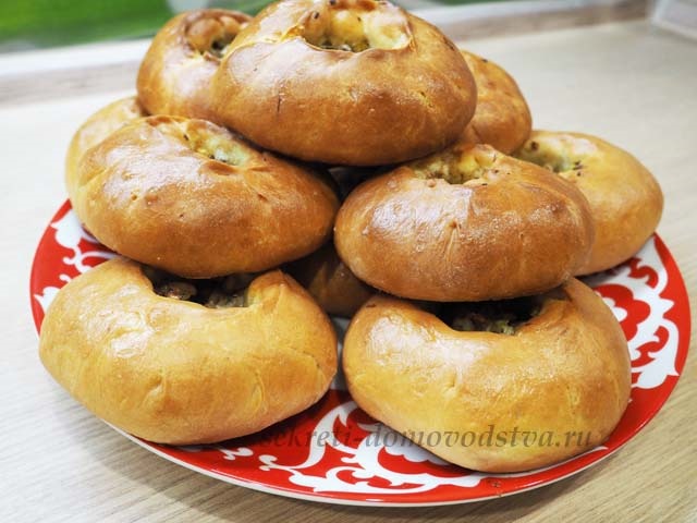 Біляші з мясом — дуже смачний домашній рецепт