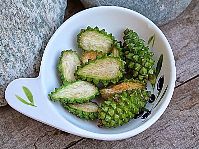 Варення із соснових шишок — корисні властивості і 9 способів його приготувати