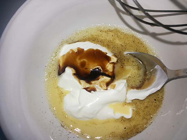 Риба запечена в духовці з овочами і сиром – рецепт з фото