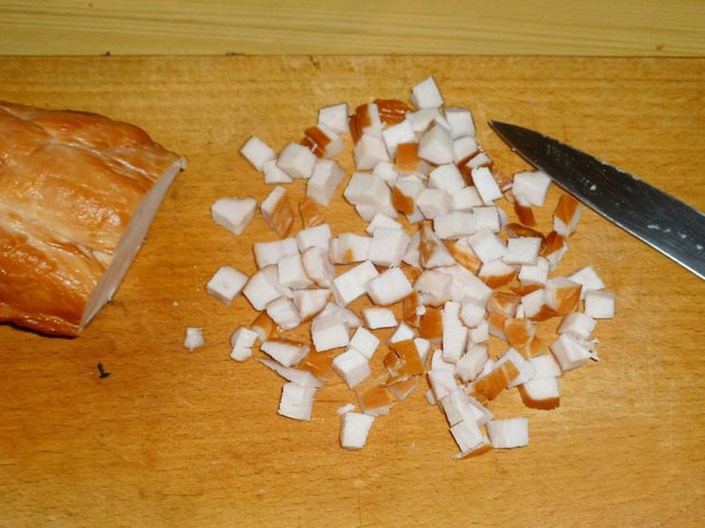 Салати з консервованих печериць: смачні рецепти, прості в приготуванні