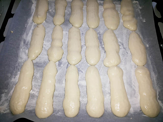 Печиво савоярді – рецепти бісквітного печива для тірамісу