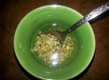 Рецепт сирного супу з куркою і грибами