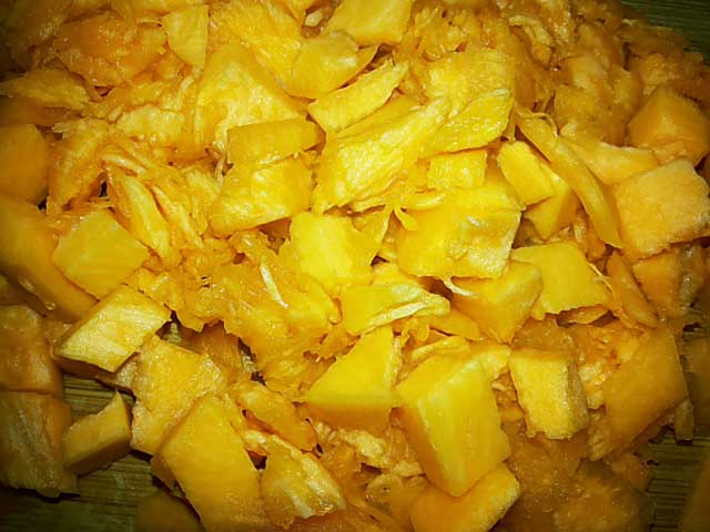 Фарширований гарбуз, запечений в духовці – 4 рецепти з фото