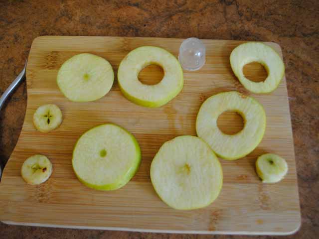 Пишні оладки на кефірі – 10 кращих і перевірених рецептів з фото і відео