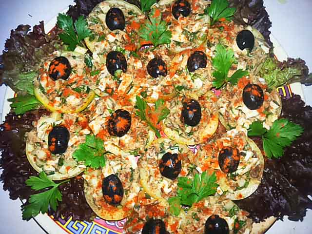 Помідори фаршировані – 6 простих і смачних рецептів з фото