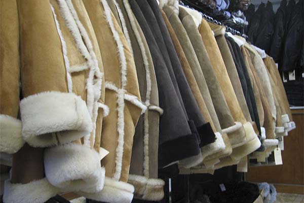 Сонник купуватиме дублянку: до чого сниться і що означає сон?