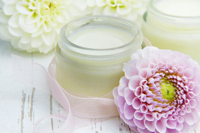 "Чому так дорого", або що впливає на ціну косметичних засобів