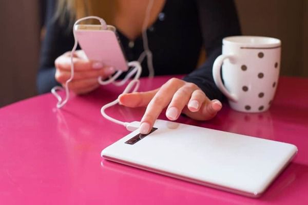 Речі, які повинні лежати у сумочці кожної жінки