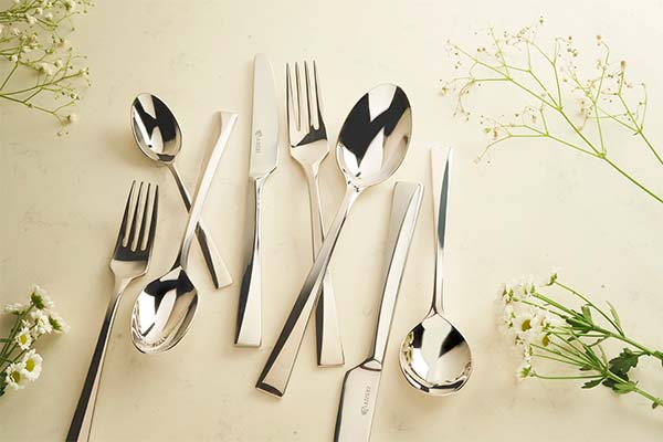 До чого сняться столові прилади - тлумачення з різних сонників