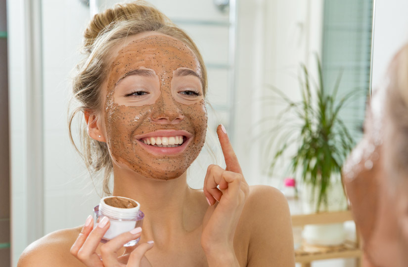 Чим корисні маски із кави для обличчя. Прості рецепти для жирної, сухої та зрілої шкіри