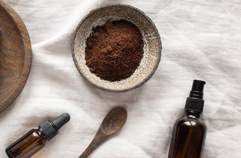 Чим корисні маски із кави для обличчя. Прості рецепти для жирної, сухої та зрілої шкіри
