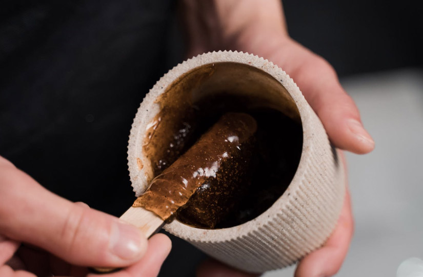 Чим корисні маски із кави для обличчя. Прості рецепти для жирної, сухої та зрілої шкіри